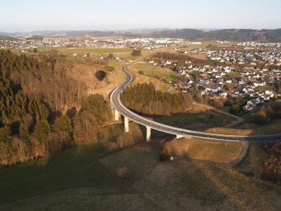 Talbrücke der Nordumgehung Attendorn